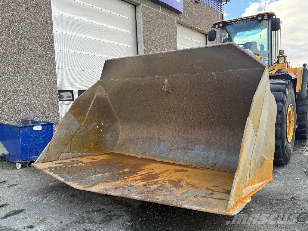 Volvo L 250 G Iekrāvēji uz riteņiem