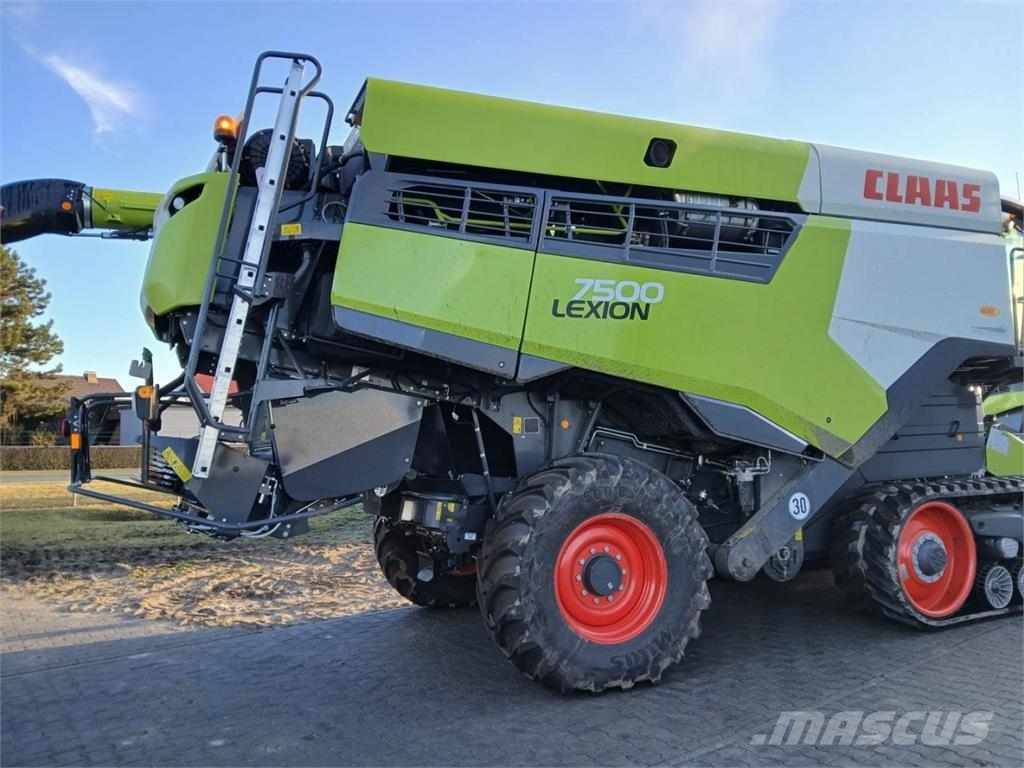 CLAAS Lexion 7500 TT Skurtreskere