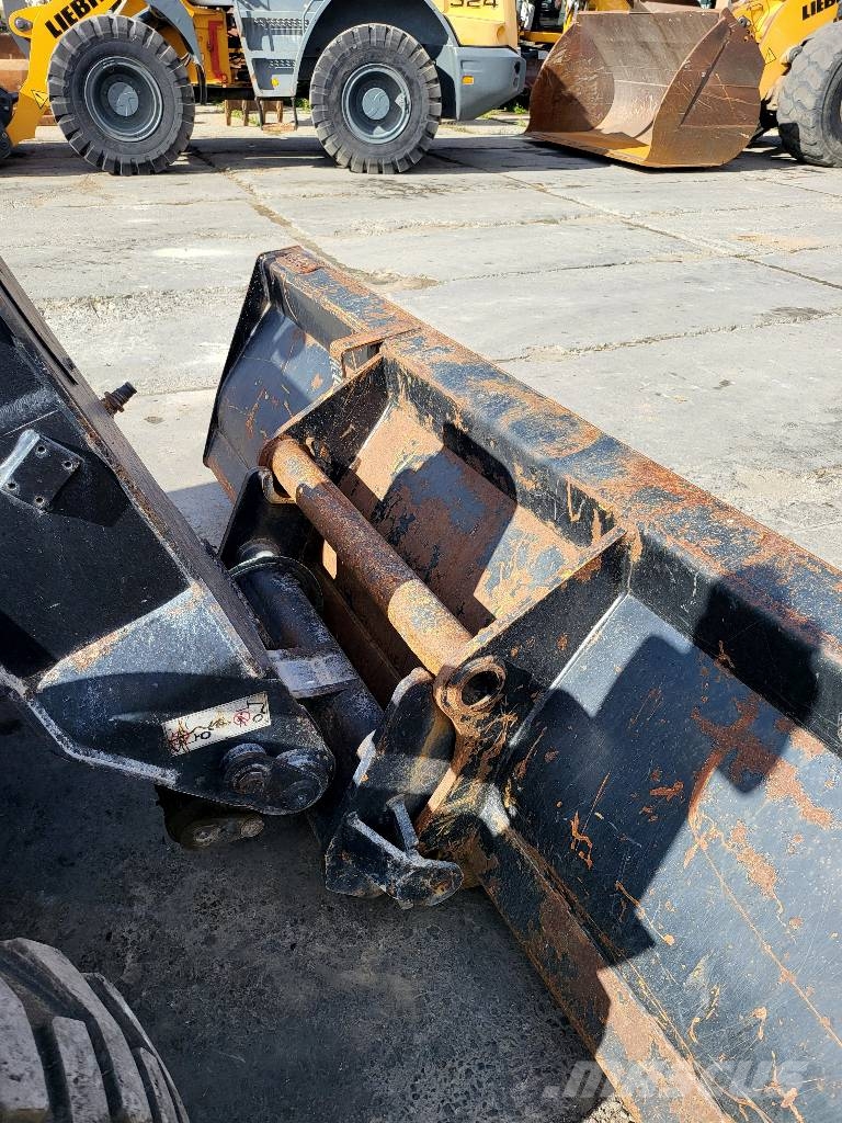 Manitou MT 625 Teleskopiskie manipulatori