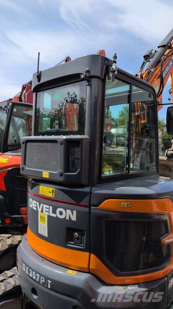 Develon Kurzheckbagger DX 35 Z-7 Excavadoras sobre orugas