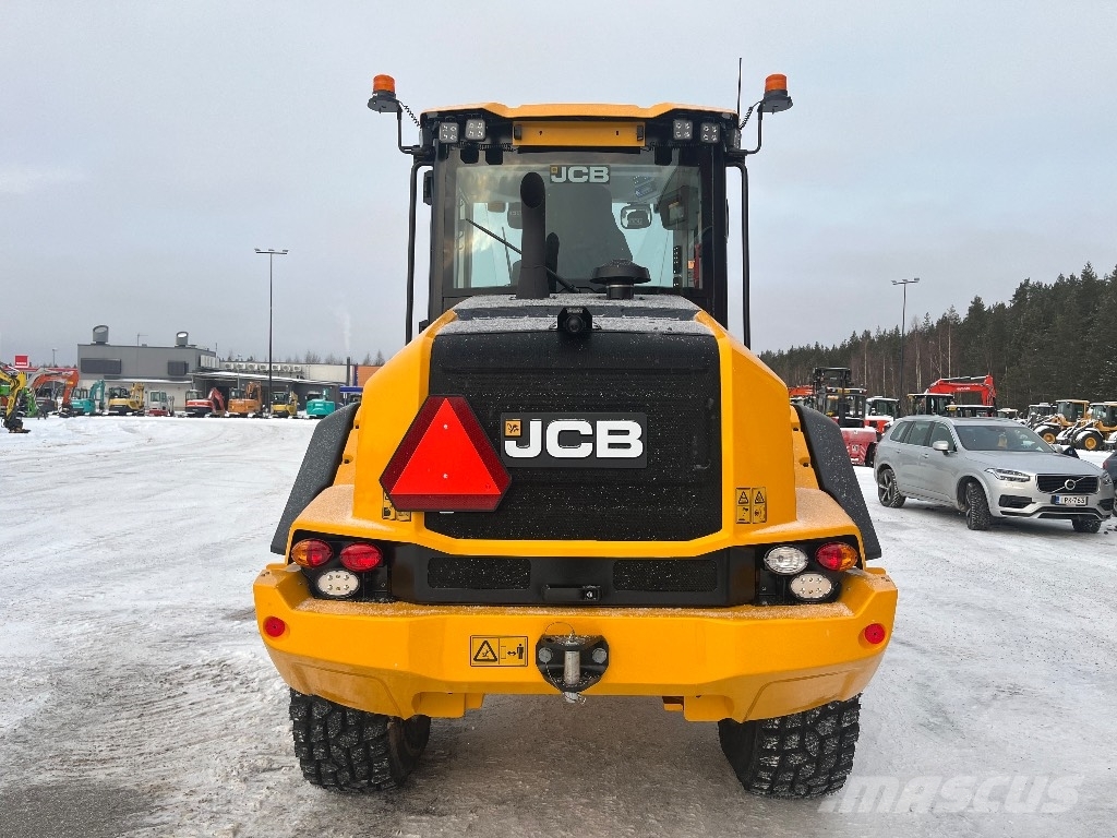 JCB 413 K / Uusi, Takuu 12kk Cargadoras sobre ruedas