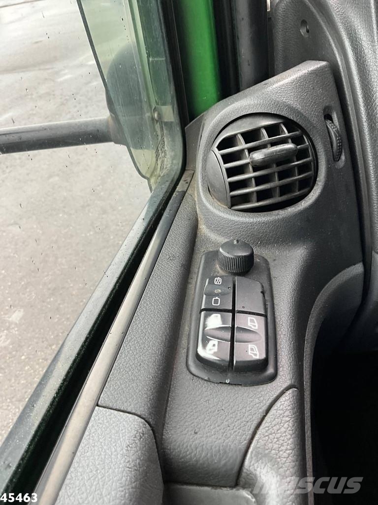 Mercedes-Benz AXOR 2533 Euro 5 Koks Combi Saug- und Druckwagen