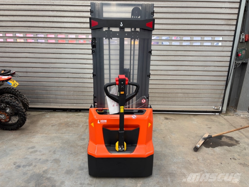 Noblelift SWB-130D Meeloop stapelaar