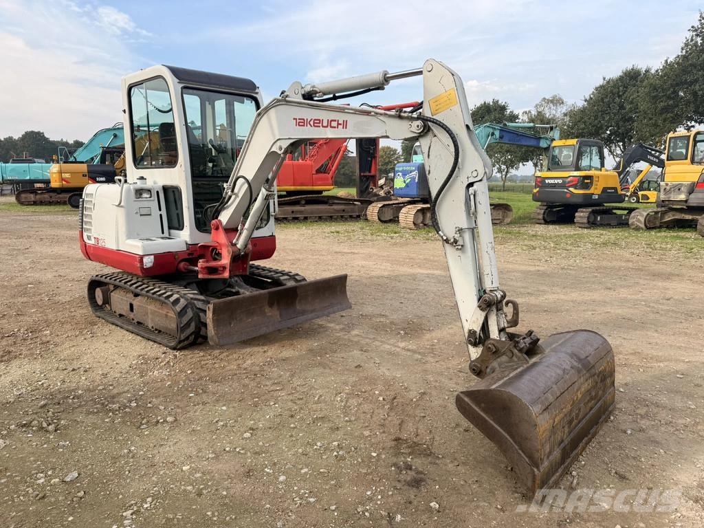 Takeuchi TB125 TB125 소형 굴삭기 7톤 미만