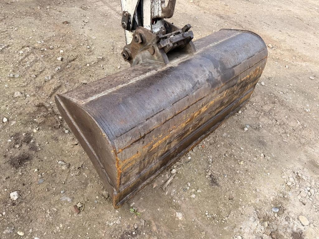 Takeuchi TB125 TB125 소형 굴삭기 7톤 미만
