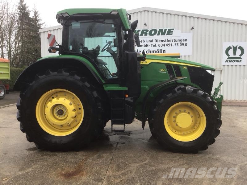 John Deere 7R 330 Traktoren