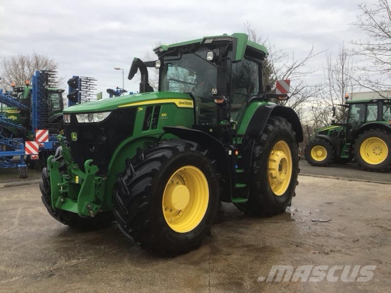 John Deere 7R 330 Traktoren