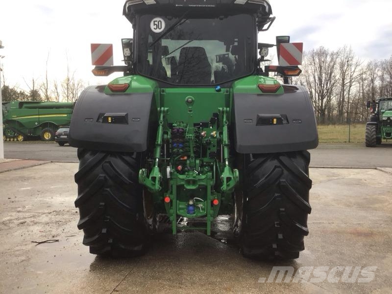 John Deere 7R 330 Traktoren