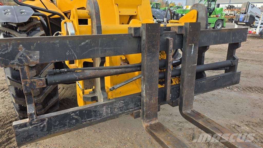 JCB 560-80IND Teleskopski viličari