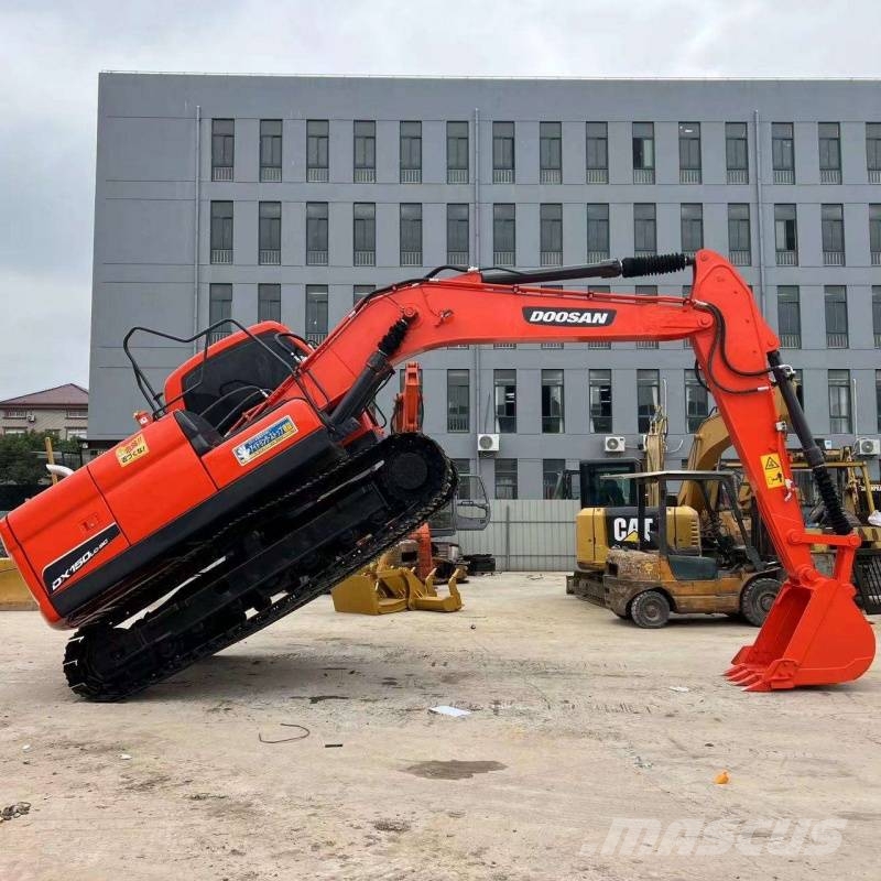 Doosan DX 150 Väikeekskavaatorid 7t-12t