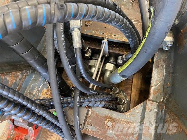 OilQuick (5757) gebr. SW OilQuick OQ 80 백호