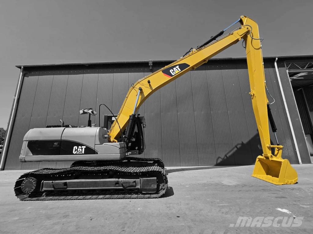 CAT 320D 18m Set Long Reach Equipment Kaivuulaitteet