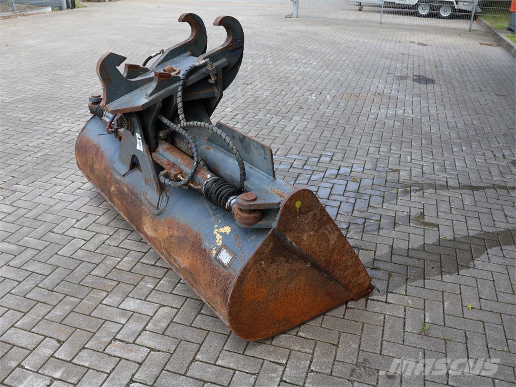  UNIVERSALLÖFFEL 2000 MM, Farm machinery