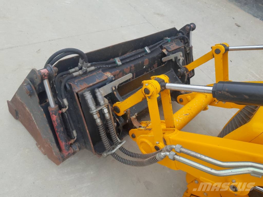 JCB 131 X Bandgrävare