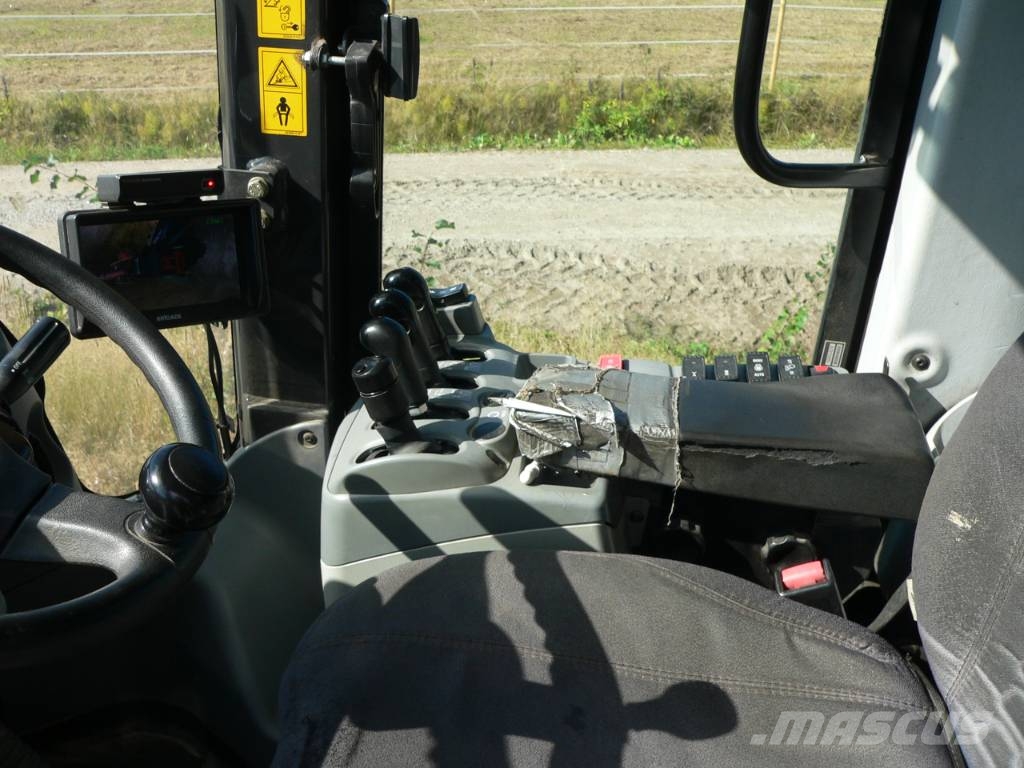 Hitachi ZW 180-5B Rataslaadurid