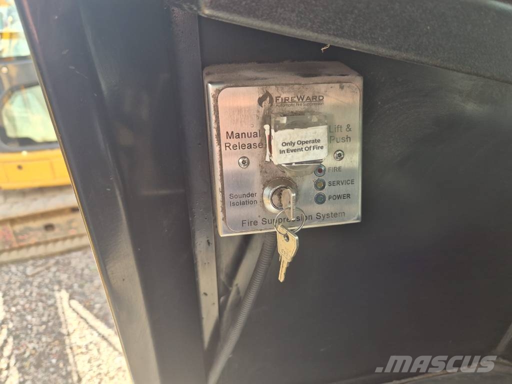JCB 437 HT لوادر بعجل