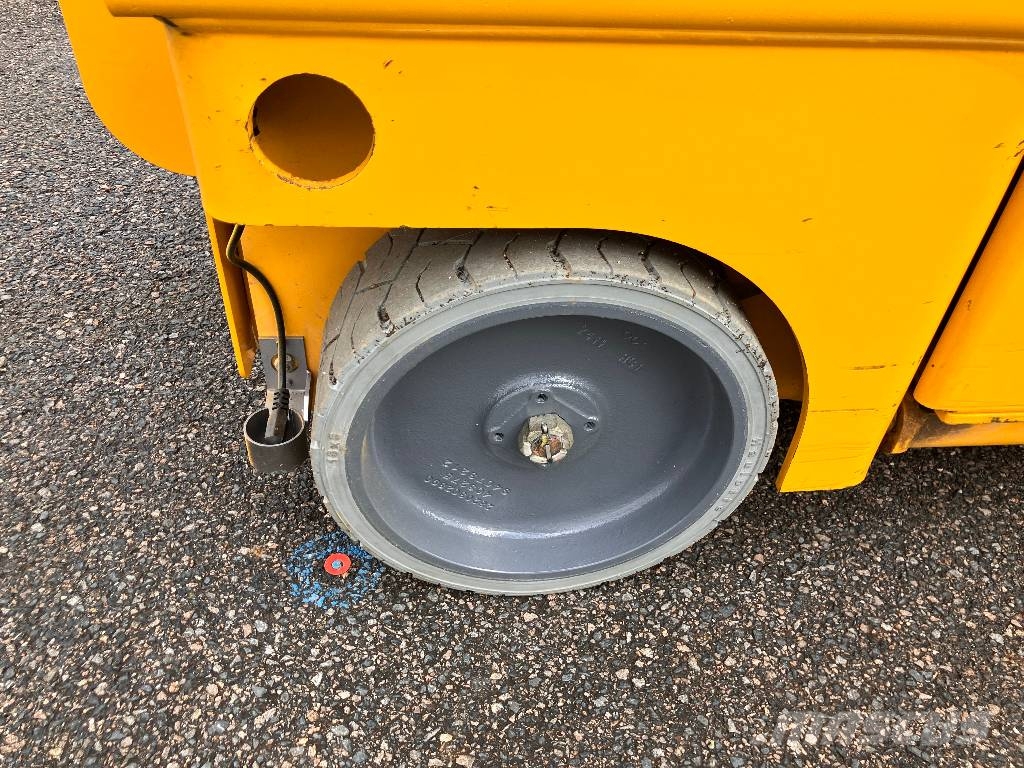 HAULOTTE COMPACT10 - NEW BATTERIES 4 NEW WHEELS Šķerveida pacēlāji