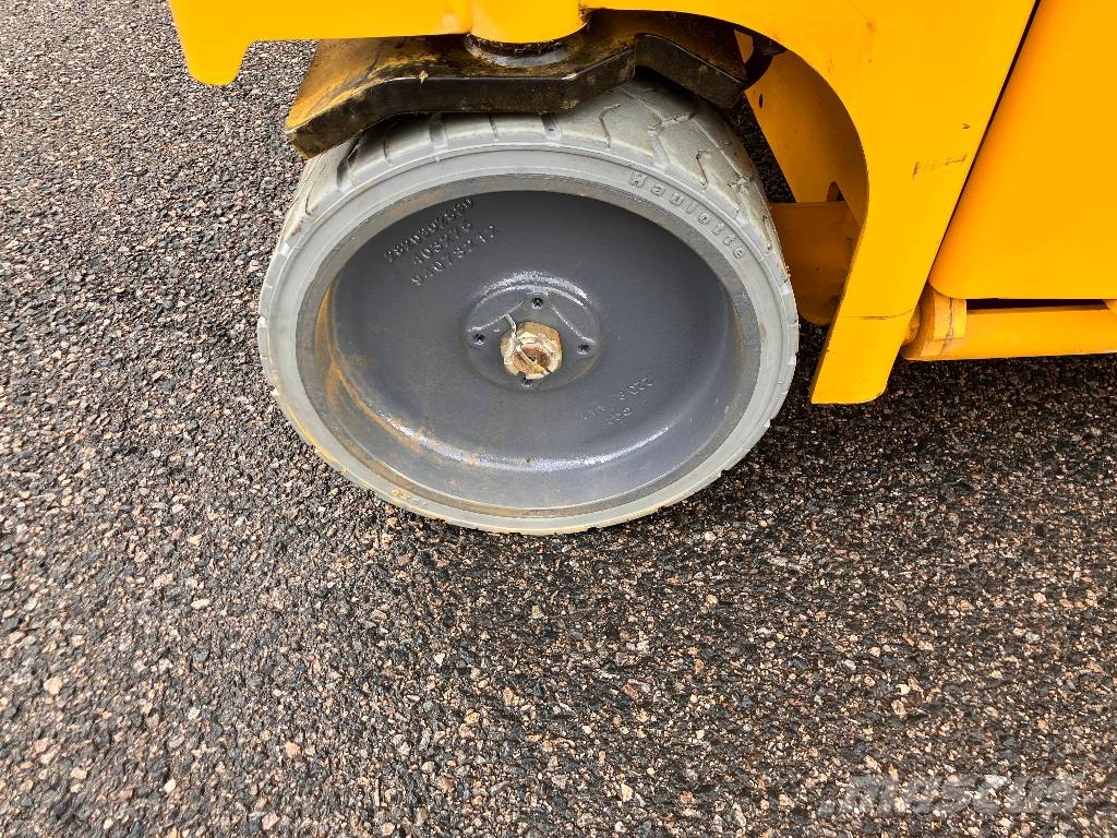 HAULOTTE COMPACT10 - NEW BATTERIES 4 NEW WHEELS Šķerveida pacēlāji