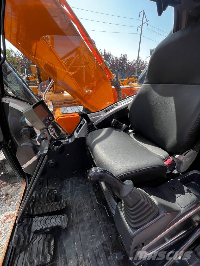 Hyundai 305LC-9T Raupenbagger