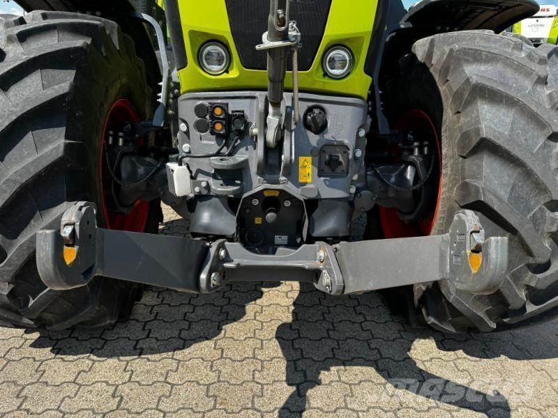 CLAAS AXION 870 CMATIC FOCUS 트랙터