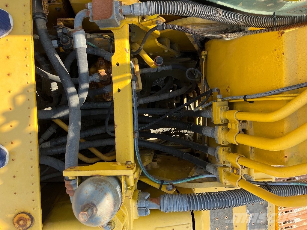 Komatsu PC 240 LC-8 Escavadeiras de esteiras