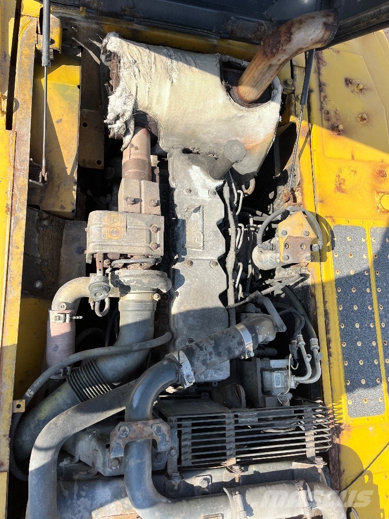 Komatsu PC 240 LC-8 Escavadeiras de esteiras