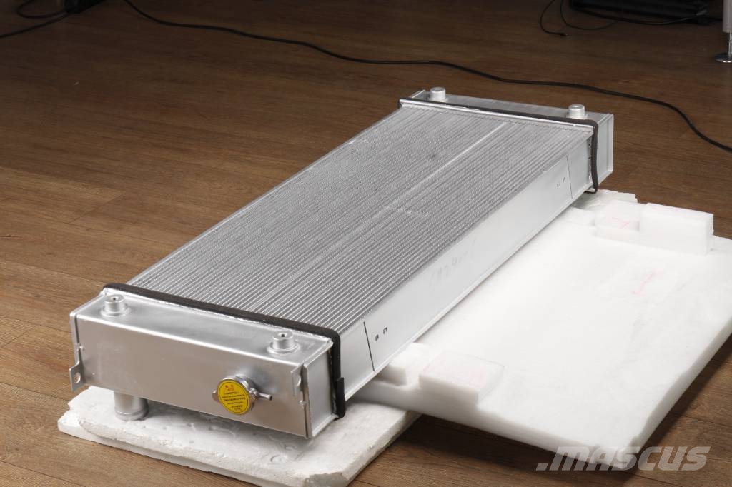 CASE Water Radiator LN002850 Radiatoriai