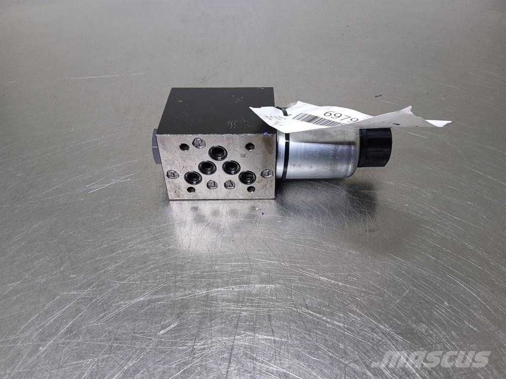 Parker D3W20BNKP30 - NG10 4/2 Valve 12V Hydraulika