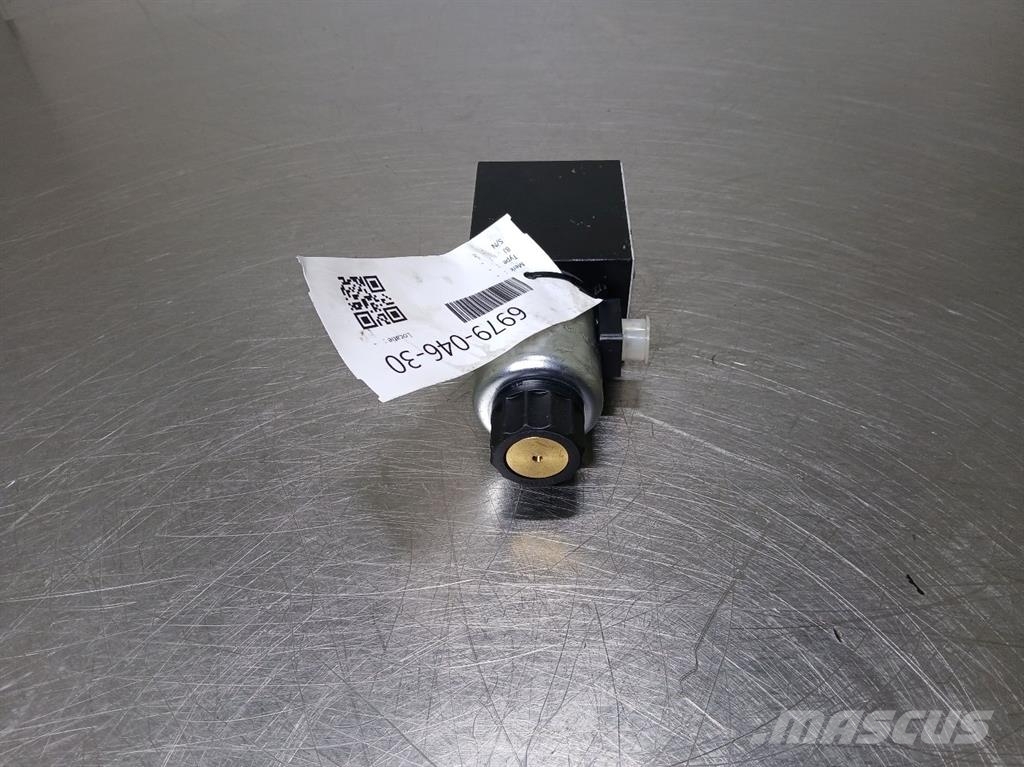 Parker D3W20BNKP30 - NG10 4/2 Valve 12V هيدروليات
