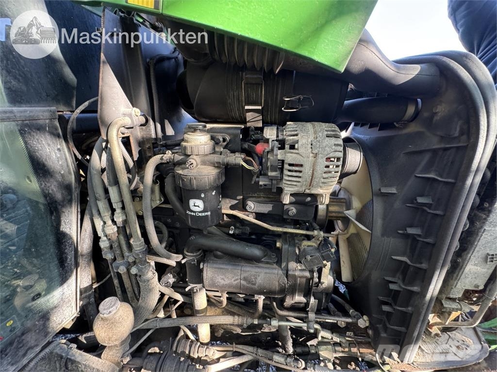 John Deere 4720 Kleintraktoren