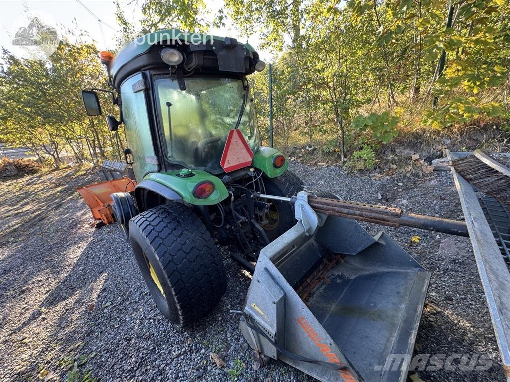 John Deere 4720 Kleintraktoren