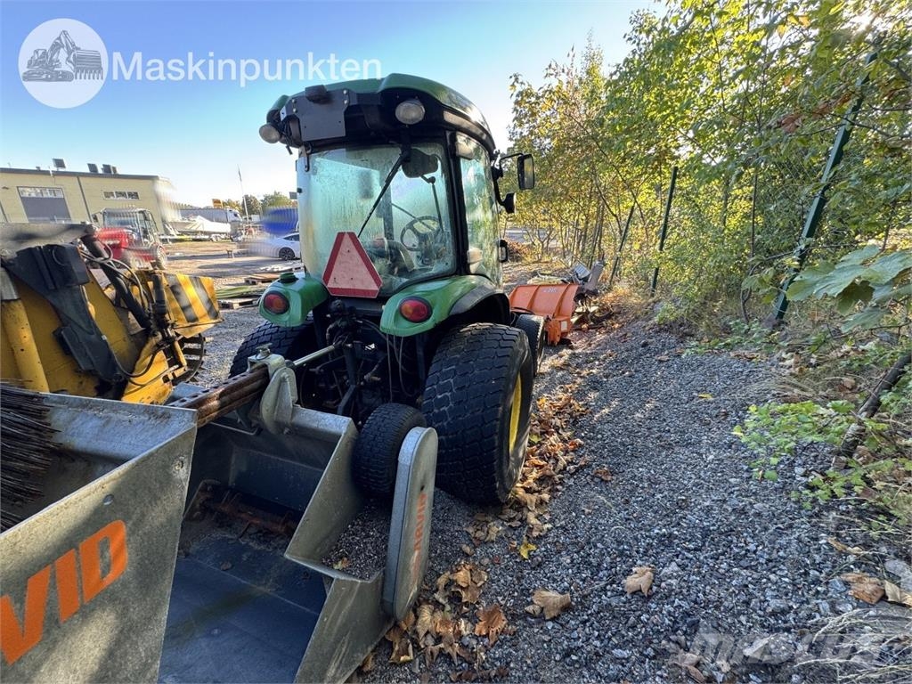 John Deere 4720 Kleintraktoren