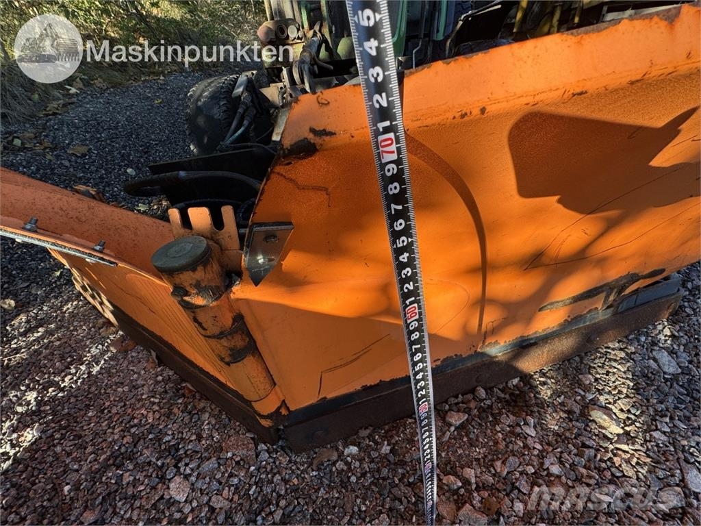John Deere 4720 Kleintraktoren