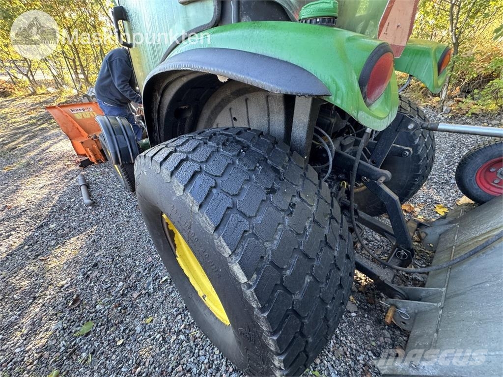 John Deere 4720 Kleintraktoren