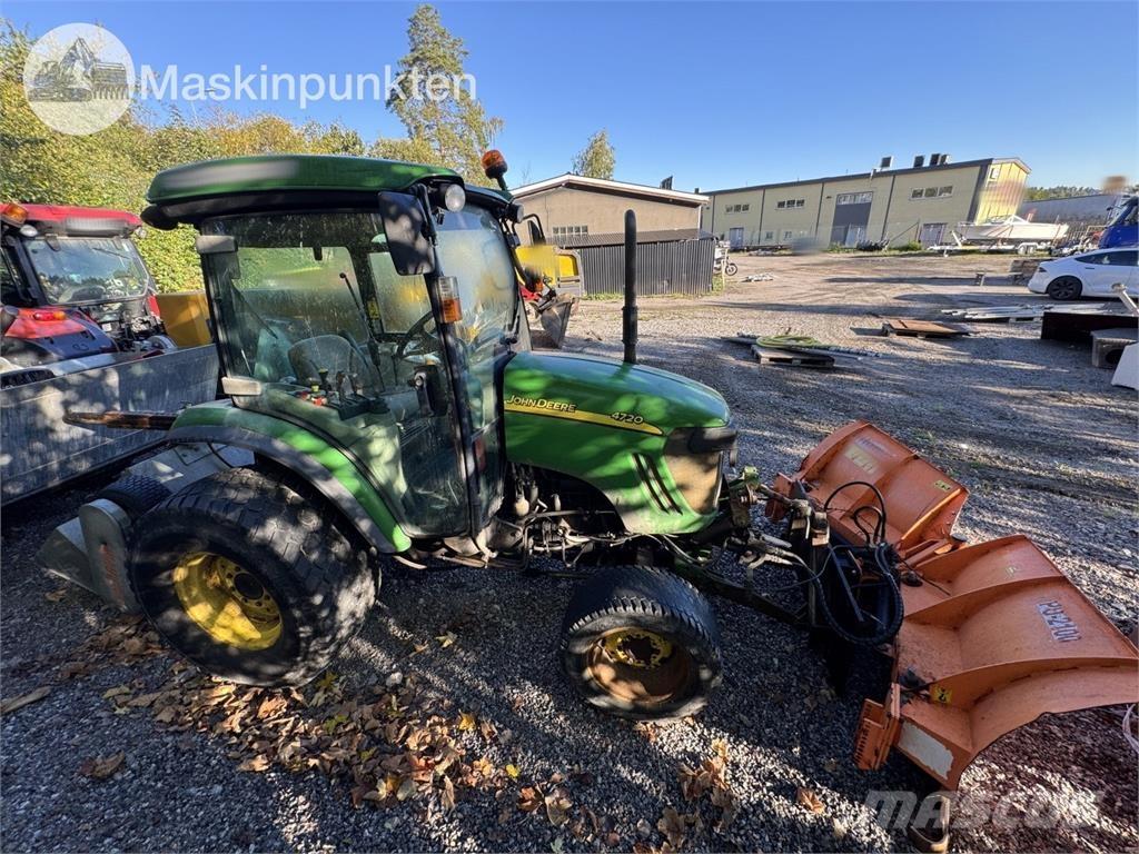 John Deere 4720 Kleintraktoren
