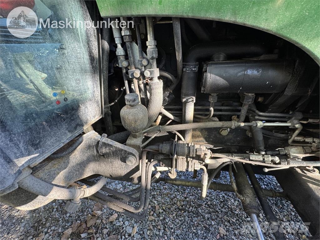 John Deere 4720 Kleintraktoren