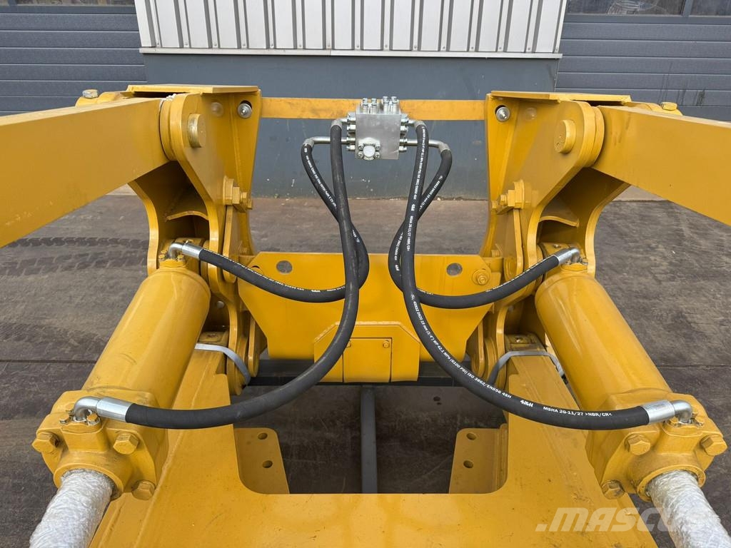 CAT D7R D7H 2 Cylinders Ripper (casting shanks) Egyéb alkatrészek