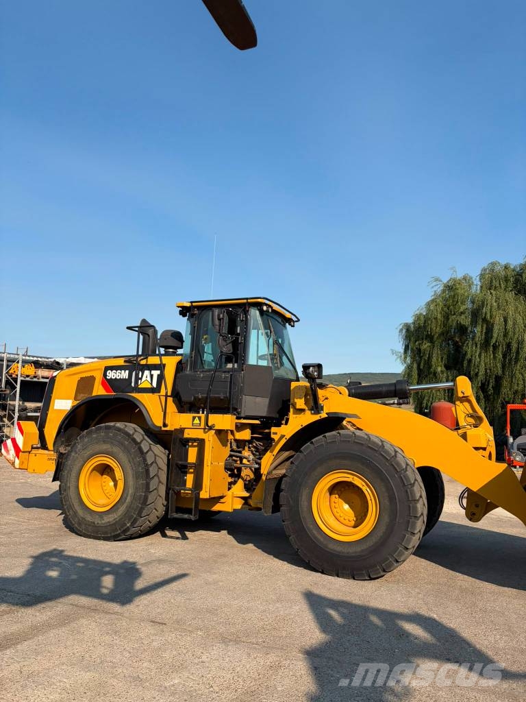 CAT 966M 966M لوادر بعجل