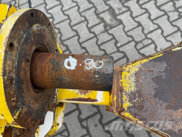 Casagrande MASZT WIERTNICZY MASA 1200 KG Camion foreuse