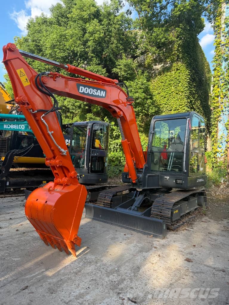 Develon DX 60 D-9C 3000 units excavators in stock Mini kotrók < 7t