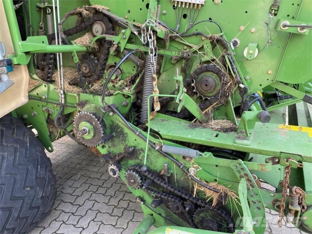 Krone COMPRIMA CF 155 XTREME محزمات مستديرة