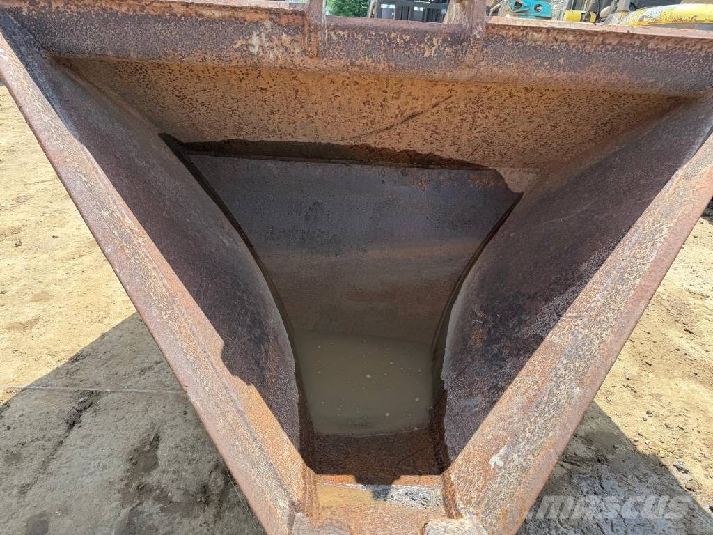Geith V Bucket Godet