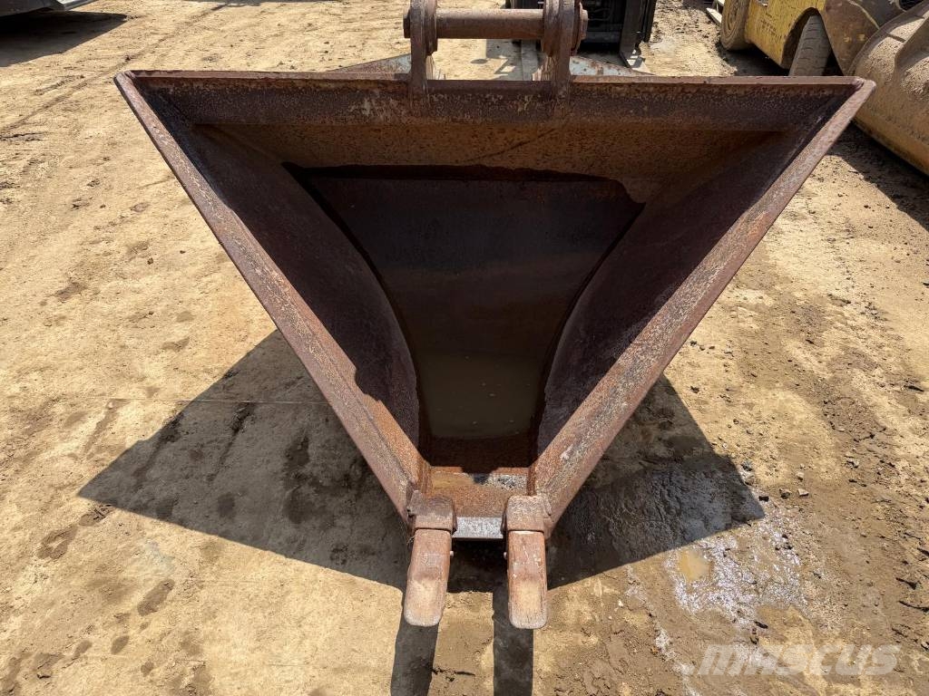 Geith V Bucket Godet