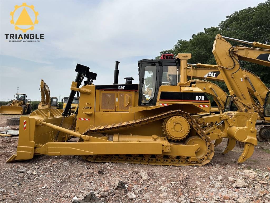 CAT D 7 R Buldožeri gusjeničari