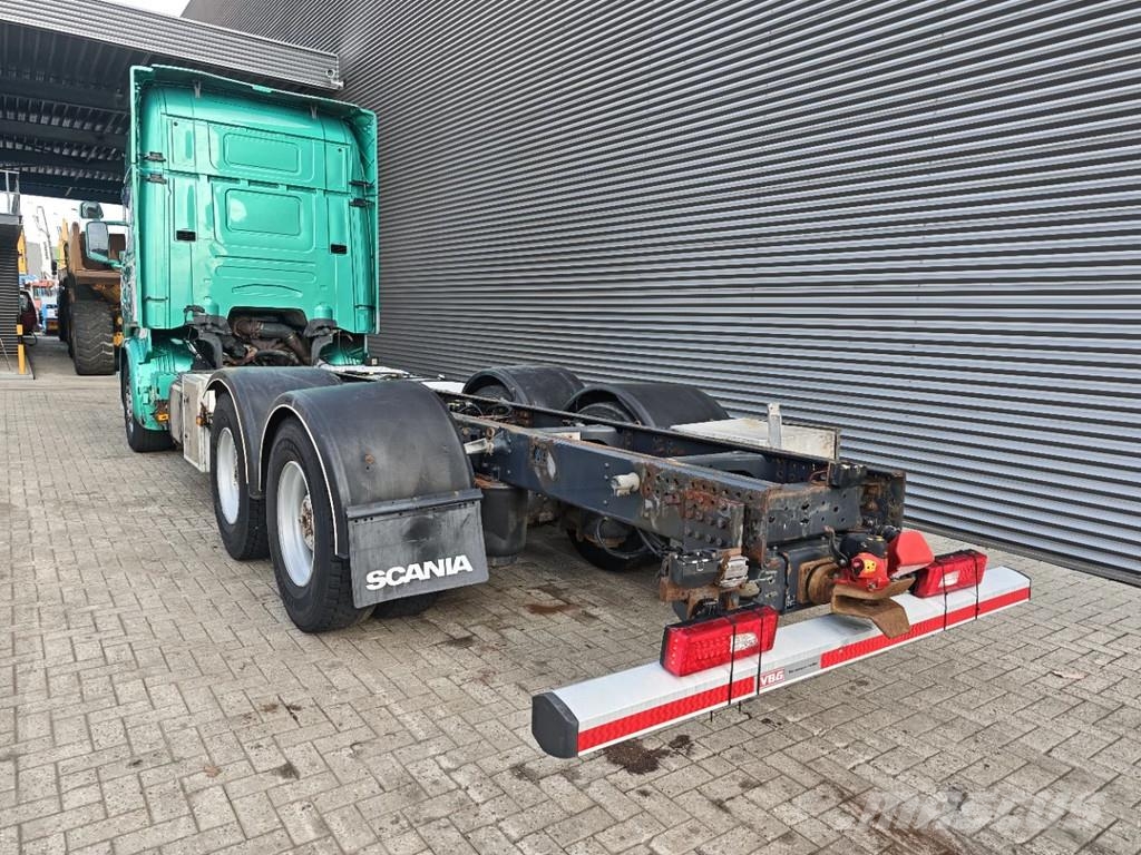Scania R730 V8 6x4 Kuorma-autoalustat