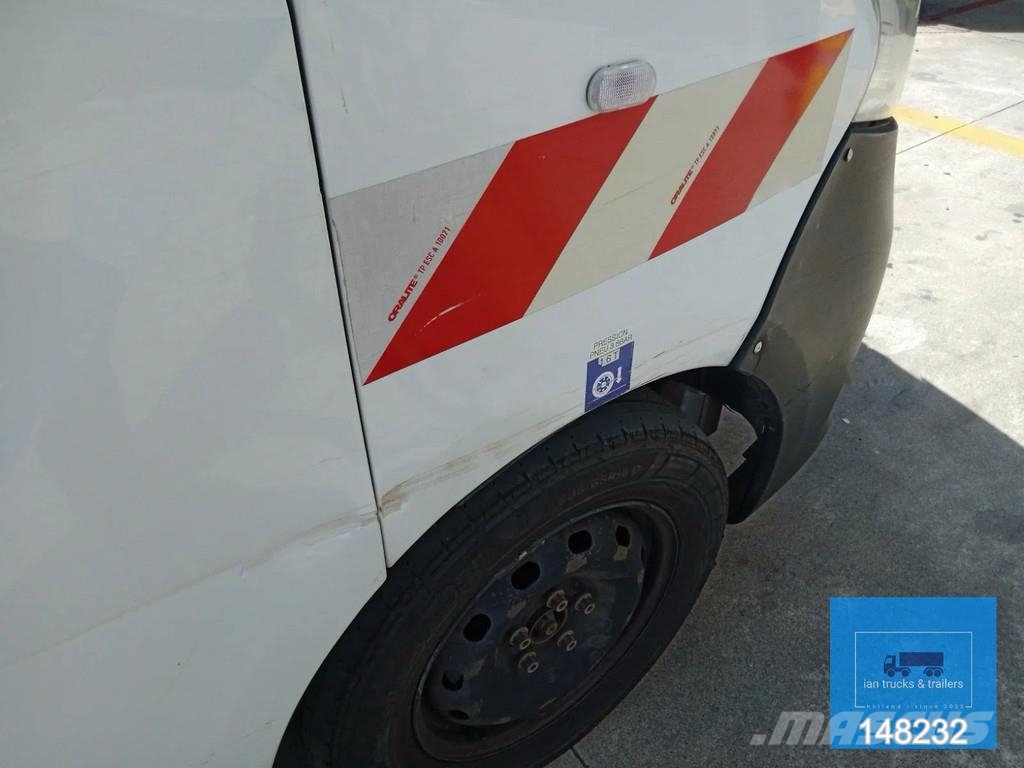Renault Trafic DCI 111FCC FRANCE ELEVATEUR EURO 6 NACELLE Aanhanger hoogwerkers
