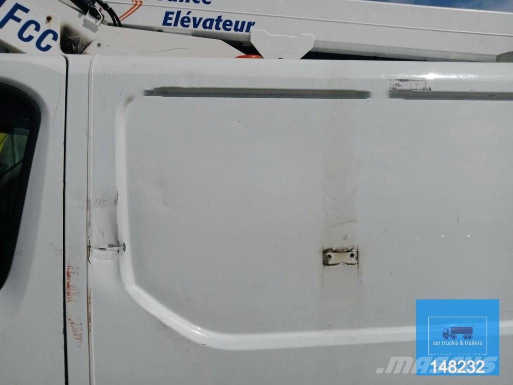 Renault Trafic DCI 111FCC FRANCE ELEVATEUR EURO 6 NACELLE Aanhanger hoogwerkers