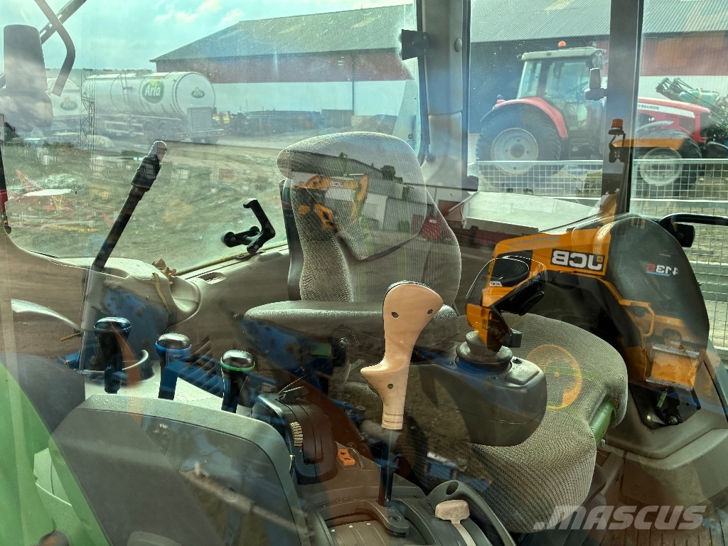 John Deere 6330 Premium Traktoren