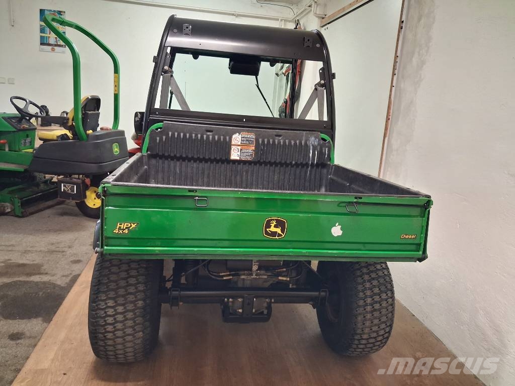 John Deere Gator HPX 4x4 مركبات عابرة البلاد
