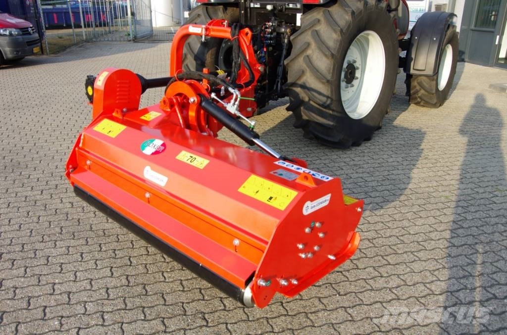 Boxer AGF 160 / AGF 180 Verstekklepelmaaier Niittomurskaimet